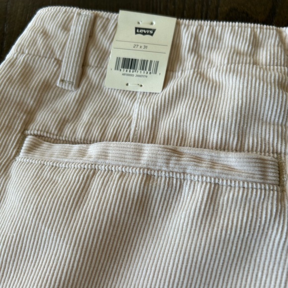 Levi's Off-White Corduroy Pants - Picture 14 of 16